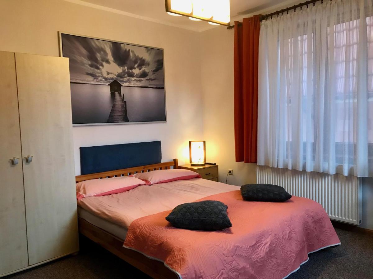 Jola Pokoje Goscinne Rewal Exterior foto